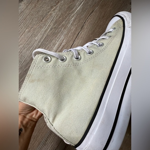 Converse All Star Platform Sneakers High Tops Sage Green White Size 6 Chucks - Picture 2 of 16